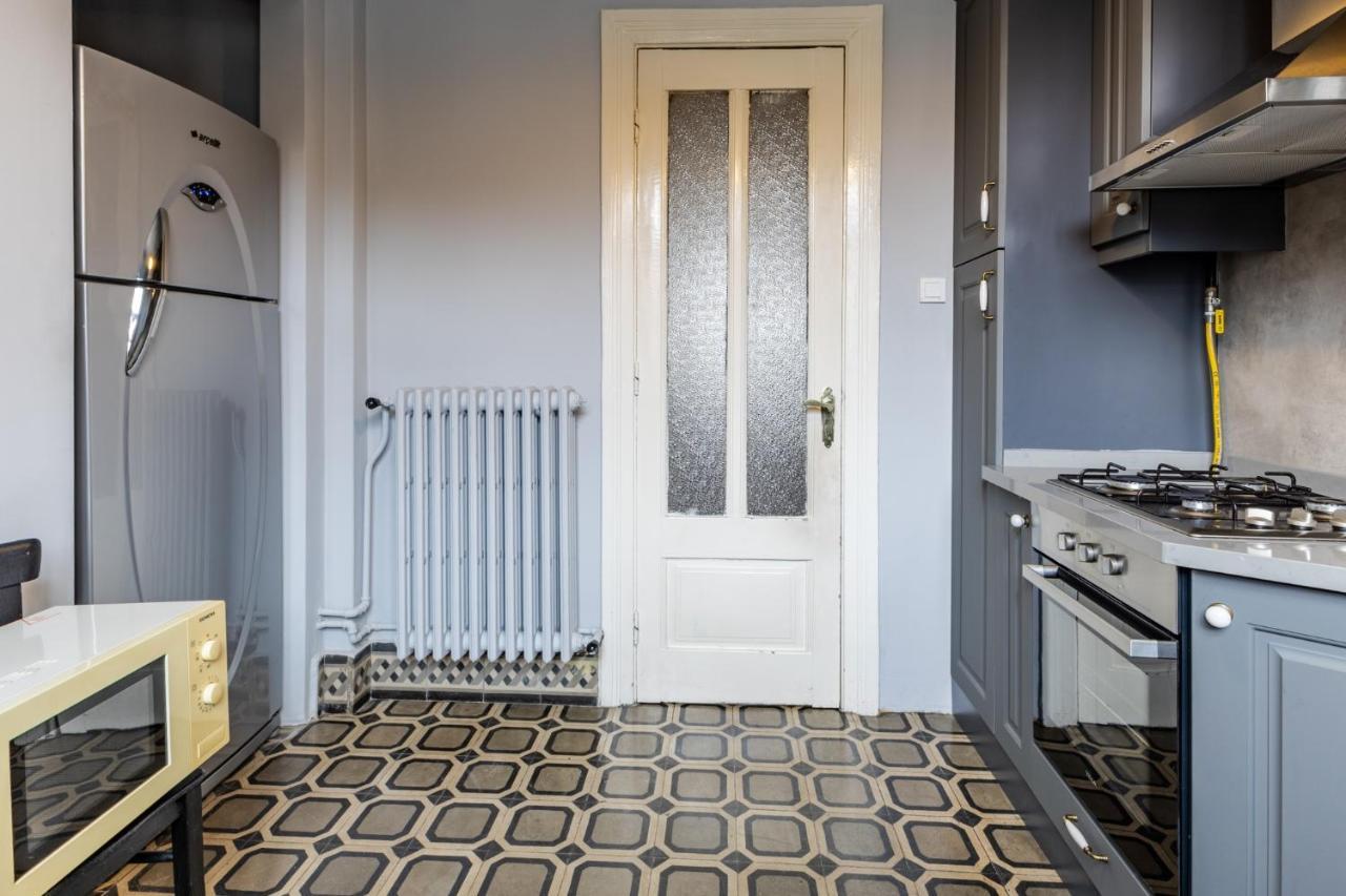 Apartamento Flat With Balcony And Bosphorus View In Beyoglu Estambul Exterior foto